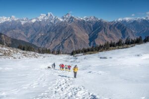 Read more about the article Kuari Pass Trek Best Time | Month-by-Month Season Guide 2026
